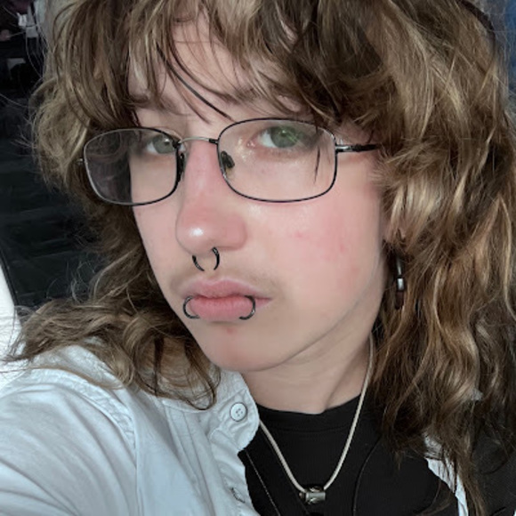 Meet your Posher, Ethan - Picture 1 of 1